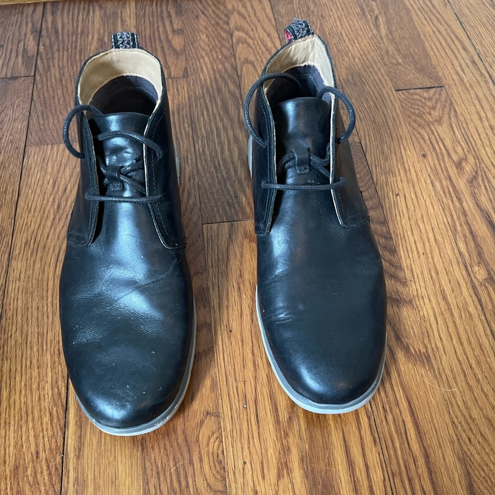 UGG Black Leather Chukka Boots for Men